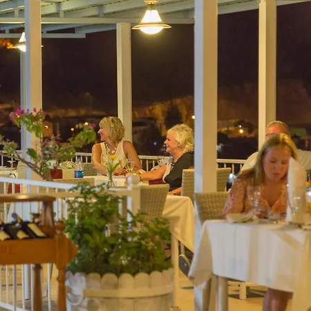 Oasis (adults Only) 2*